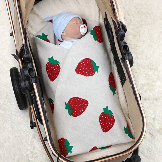 Knitted baby blanket - Strawberry
