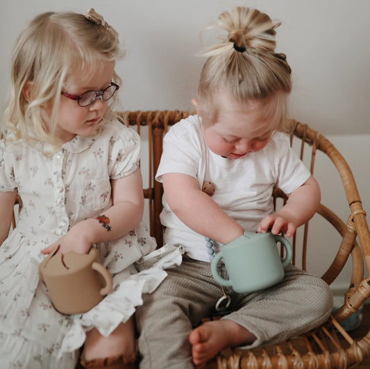 Mushie Snack Cup - Cambridge Blue